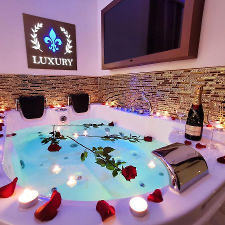 Giglio Luxury Apartment - Chroma Italy Екстериор снимка